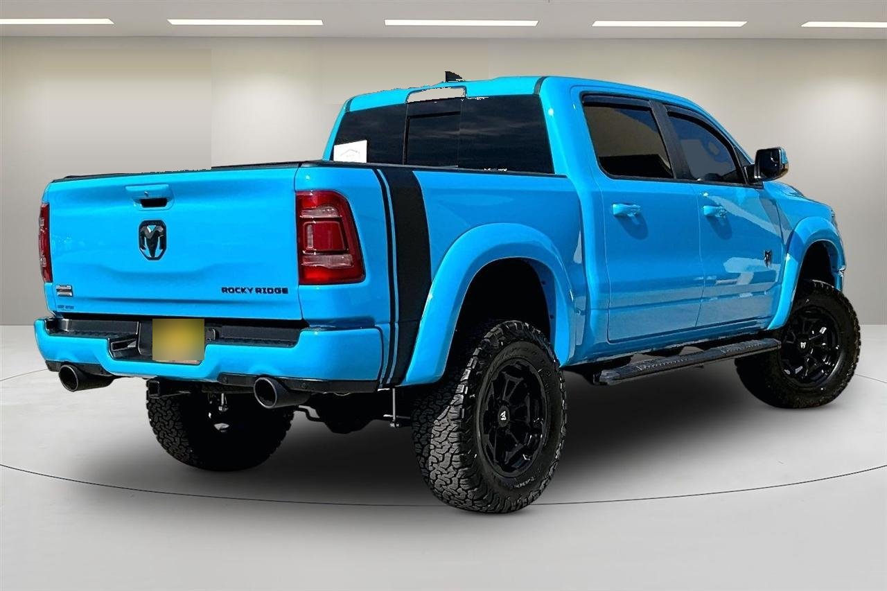RAM 1500 Laramie Crew Cab Rocky Ridge 2024