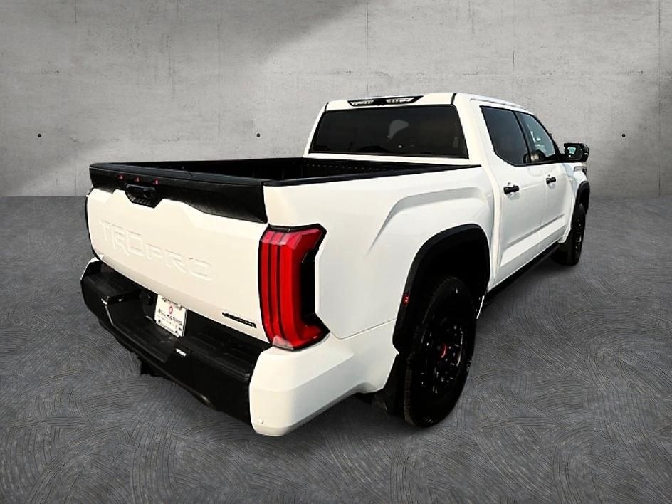 Toyota Tundra i-FORCE MAX TRD Pro CrewMax 2026