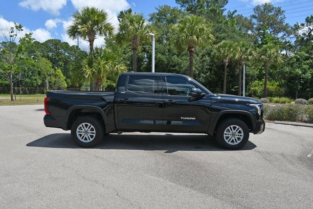 Toyota Tundra SR5 CrewMax 2026