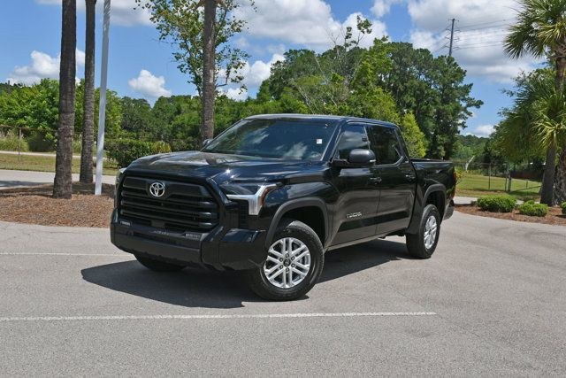 Toyota Tundra SR5 CrewMax 2026