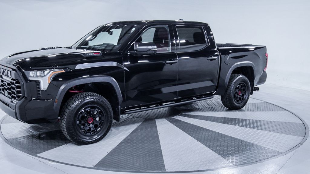Toyota Tundra i-FORCE MAX TRD Pro CrewMax 2025