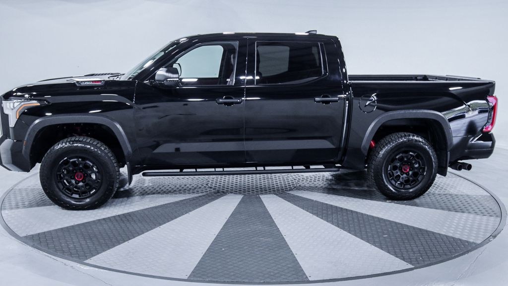 Toyota Tundra i-FORCE MAX TRD Pro CrewMax 2025