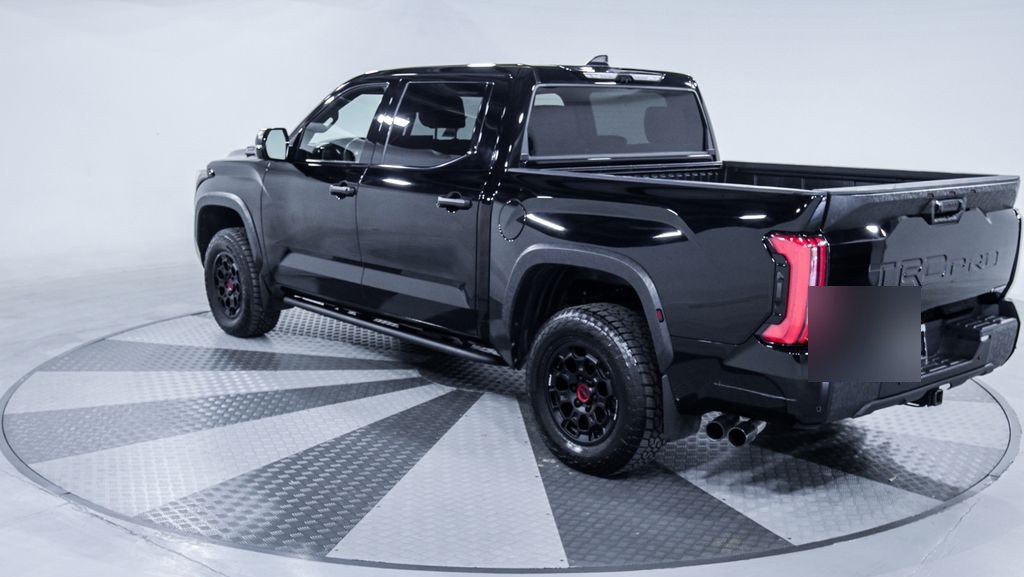 Toyota Tundra i-FORCE MAX TRD Pro CrewMax 2025