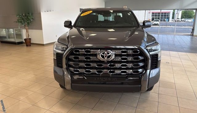 Toyota Tundra Platinum CrewMax 2025