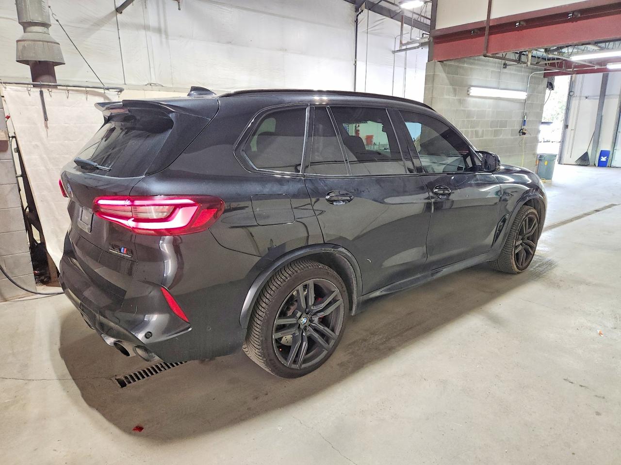 BMW X5 M 2023