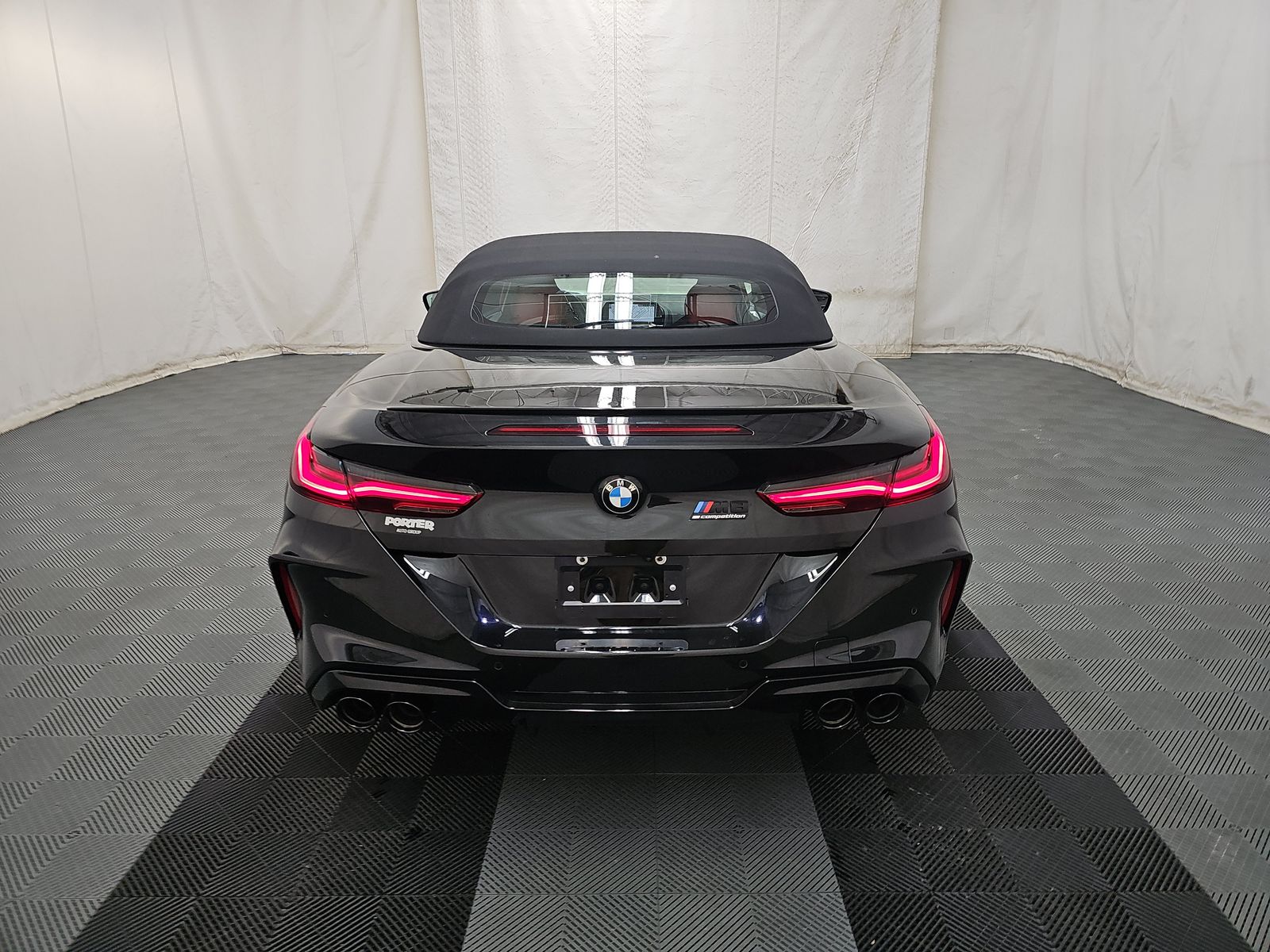 BMW M8 2022