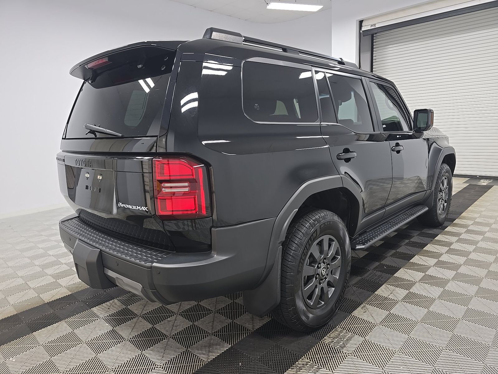 Toyota Land Cruiser 2027