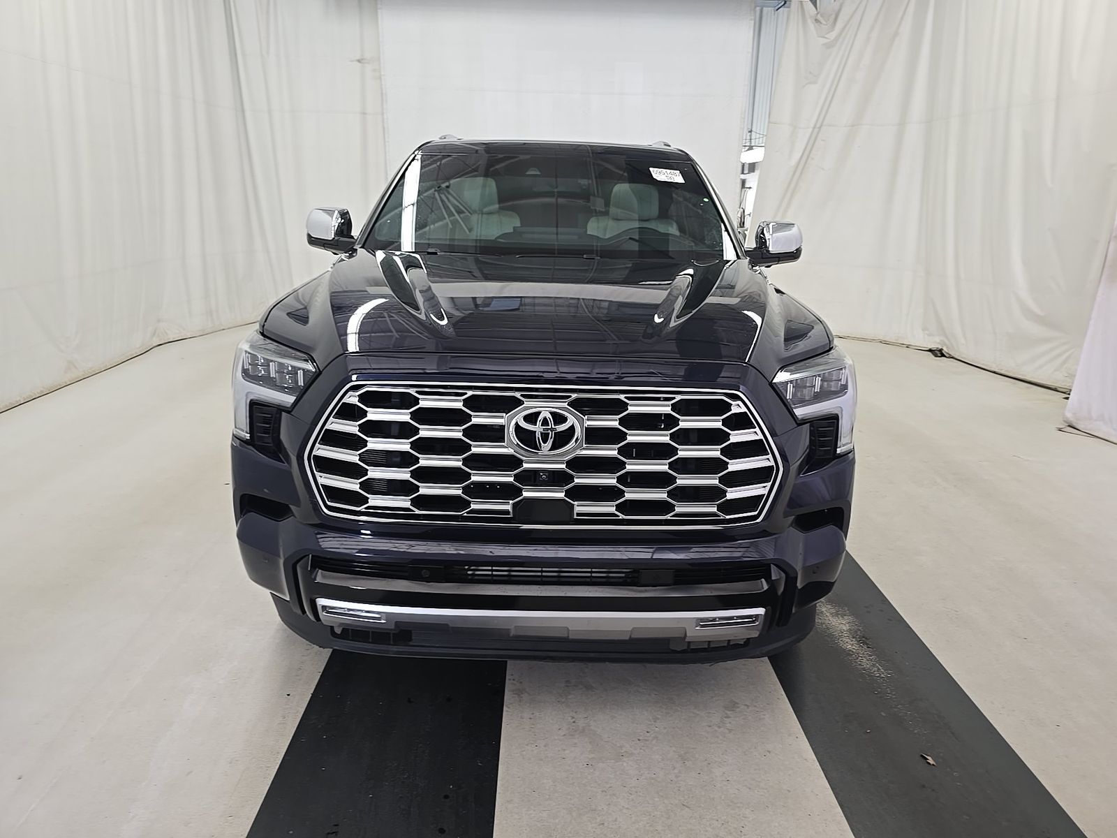Toyota Sequoia 2023