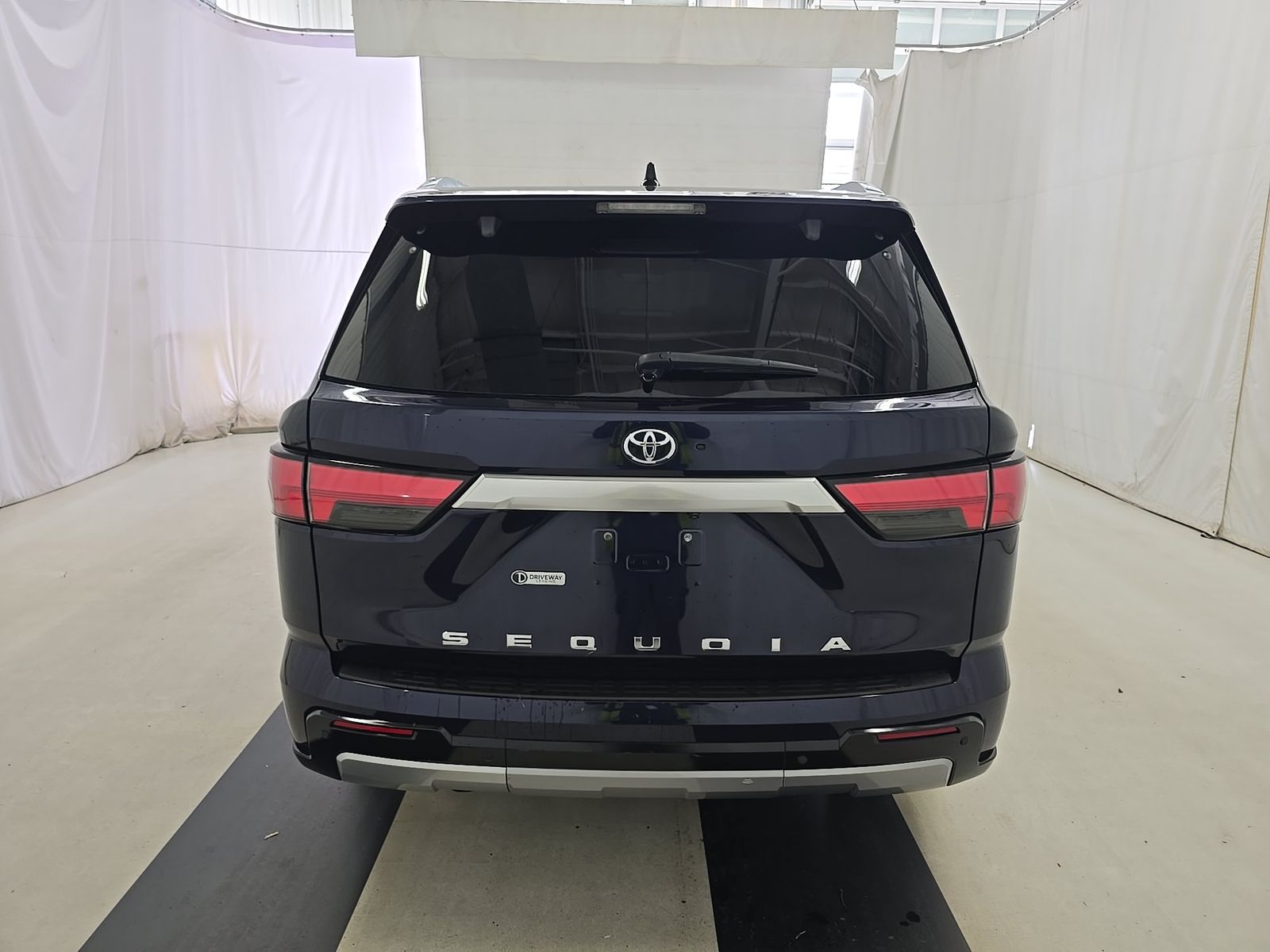 Toyota Sequoia 2023