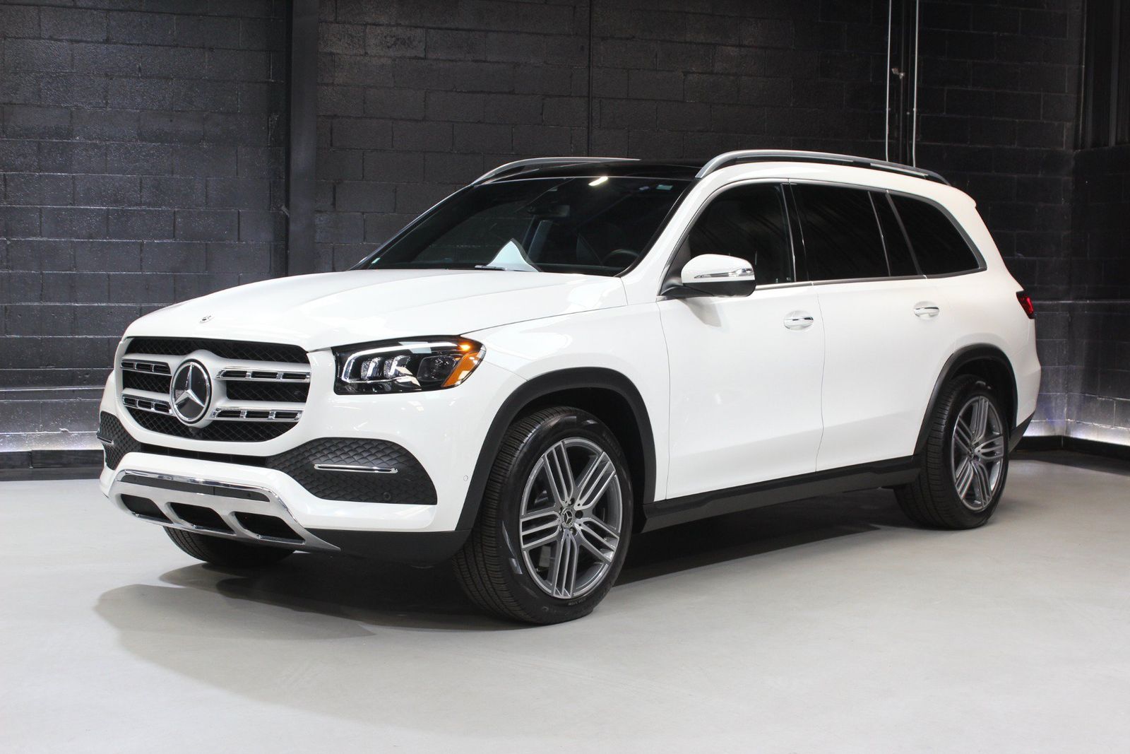 Mercedes-Benz GLS 2023