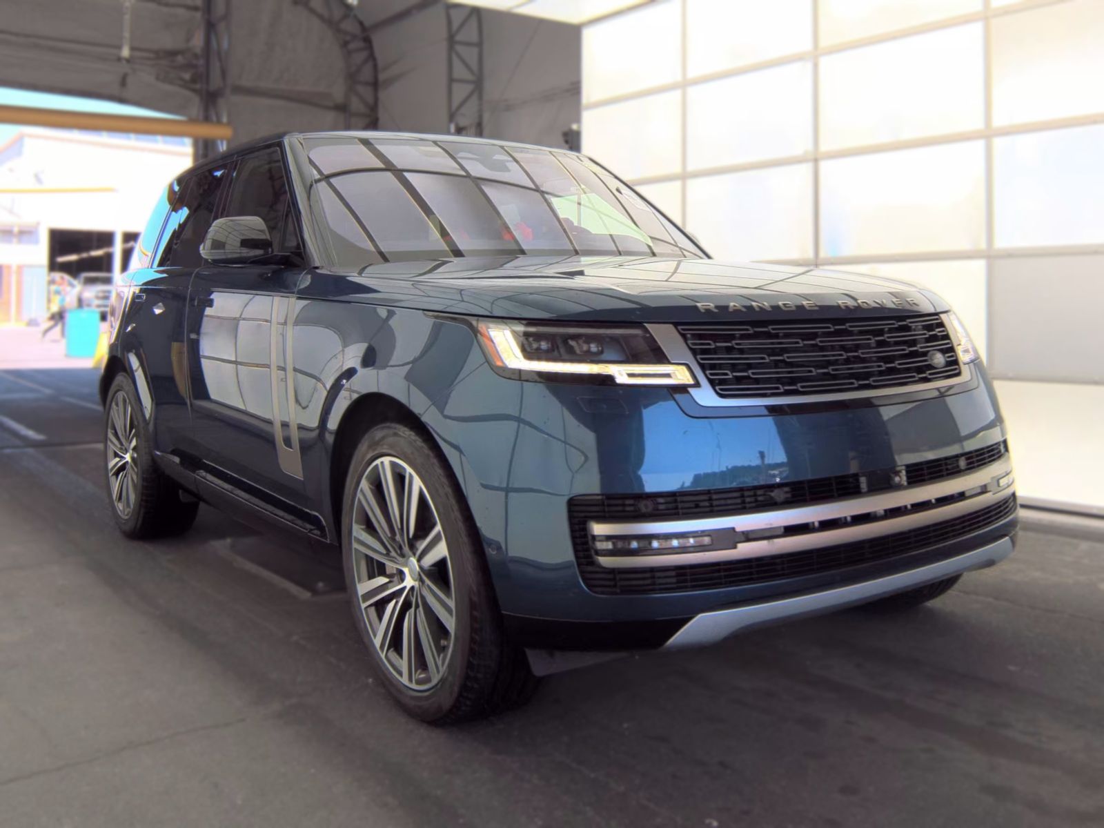 Land Rover Range Rover 2023