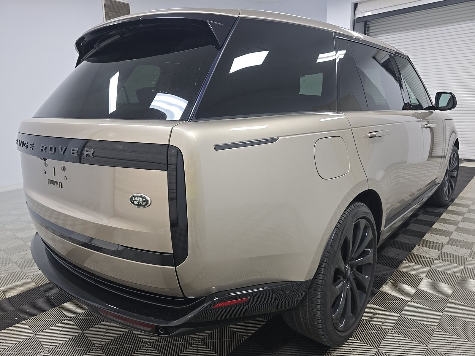 Land Rover Range Rover 2023