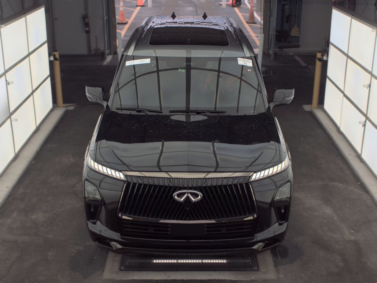 INFINITI QX80 AUTOGRAPH 2025
