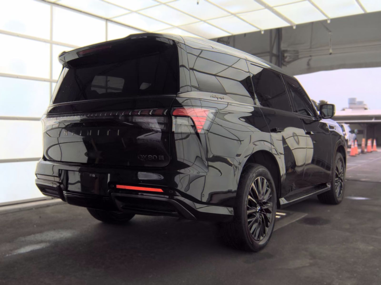 INFINITI QX80 AUTOGRAPH 2025