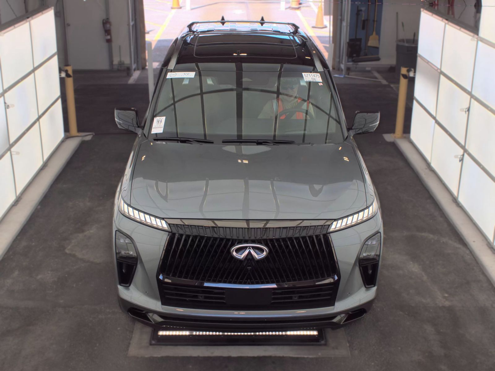 INFINITI QX80 AUTOGRAPH 2025